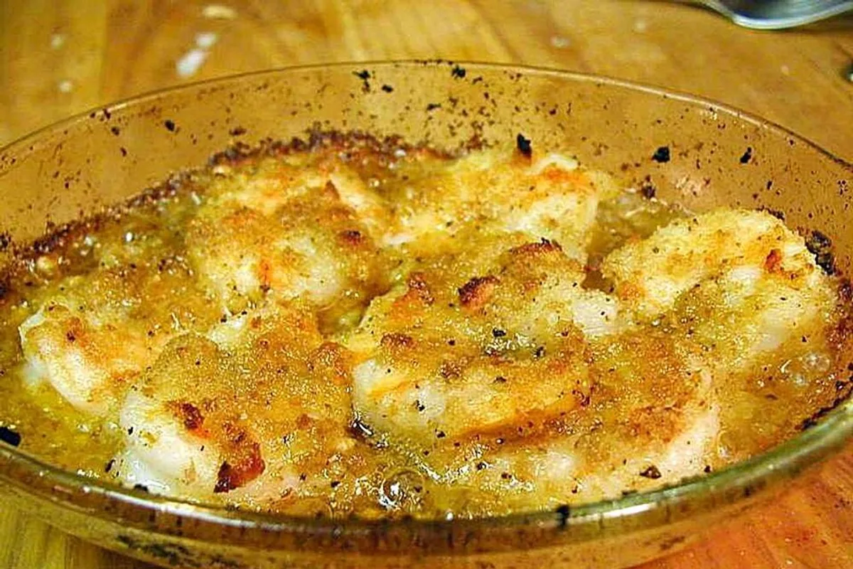 Baked shrimp scampi with garlic butter parsley and crisp breadcrumbs